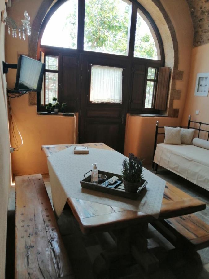 Guesthousekamara Monemvasía Exterior foto